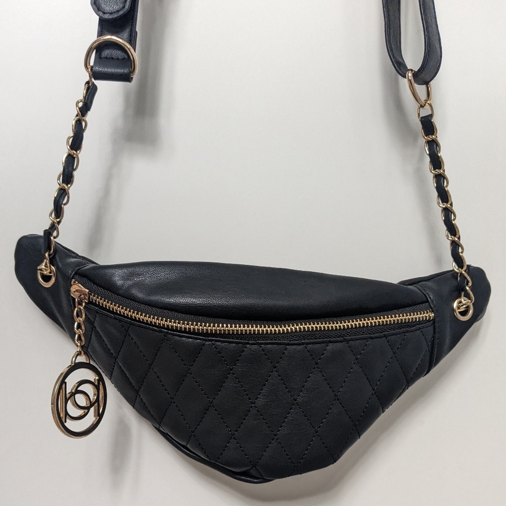 Bebe Lia Sling Bag Black Gold Zip Belt Waist, Hip. Belt Bag